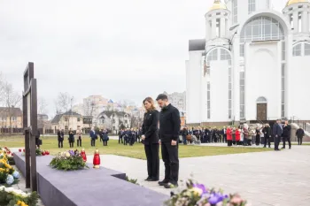 The President and First Lady honored the memory of Ukrainians killed by Russian occupiers in Bucha