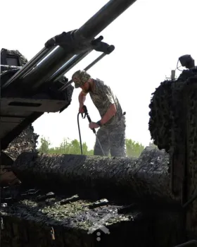 У "лнр" сигнал повітряної тривоги вночі перестали вмикати, низка багатоповерхівок Сіверськодонецька залишається без води чотири роки, 23 дронами вдарили росіяни на Луганщині