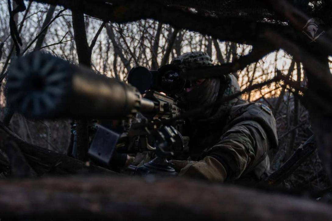 У «лнр» в рази зростає кількість «правопорушень» з використанням української атрибутики, у підрядника з відбудови Лисичанська в штаті всього 10 працівників, зі ствольної артилерії та мінометів вдарив ворог на Луганщині